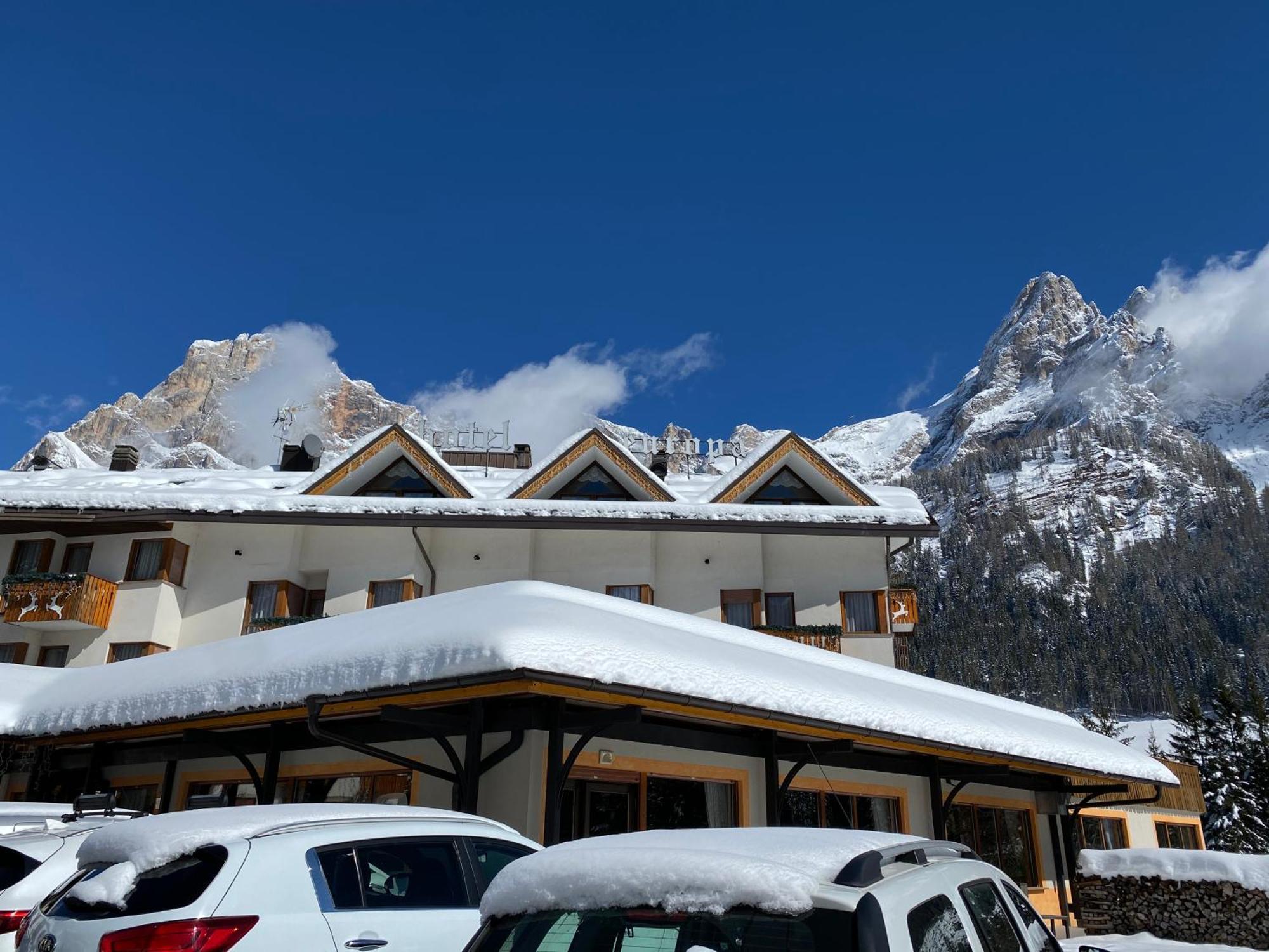 Hotel Europa San Martino Di Castrozza Exterior photo